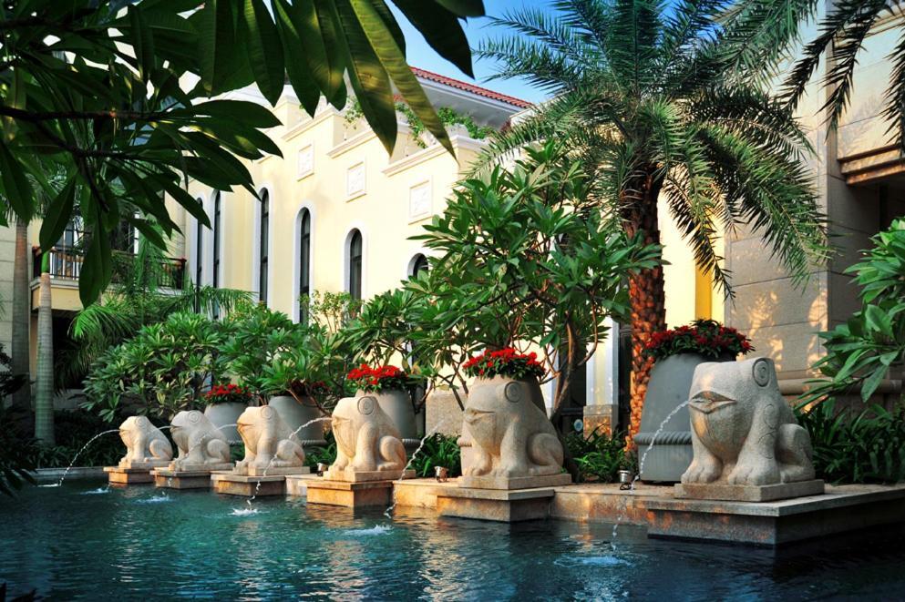 Green Lake Hot Spring Hotel Фошань Экстерьер фото